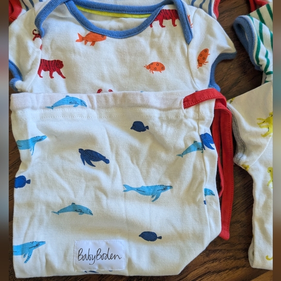 New without tags Baby Boden Bodysuits Animal Prints and Stripes - Picture 3 of 4